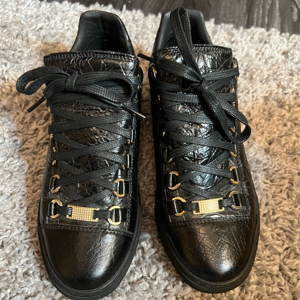 Balenciaga arena black leather size 36